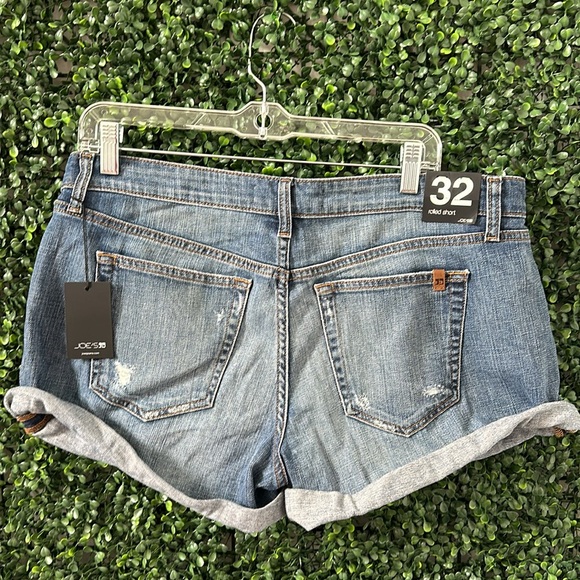Joe’s Jeans Roller Shorts - Picture 2 of 3